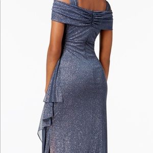 Alex Evenings
Cold-Shoulder Draped Metallic Gown